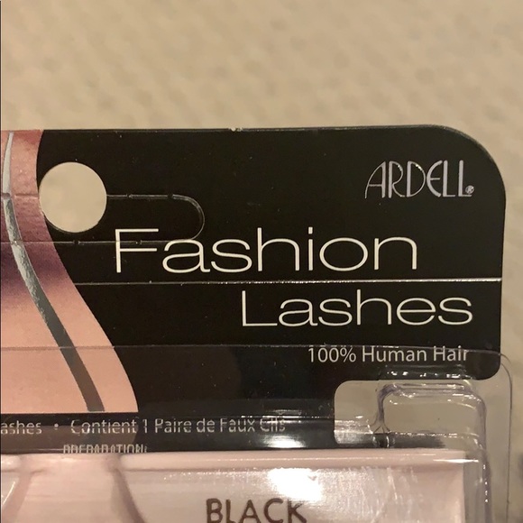 Black false eyelashes - Picture 4 of 6